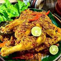 Chicken Betutu Balinese Food